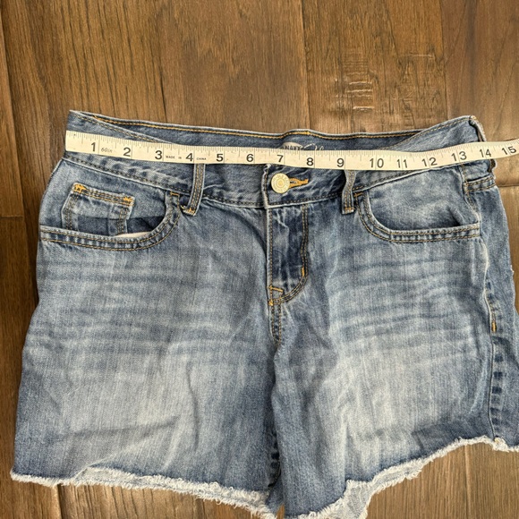 Old Navy Shorts - Picture 3 of 7